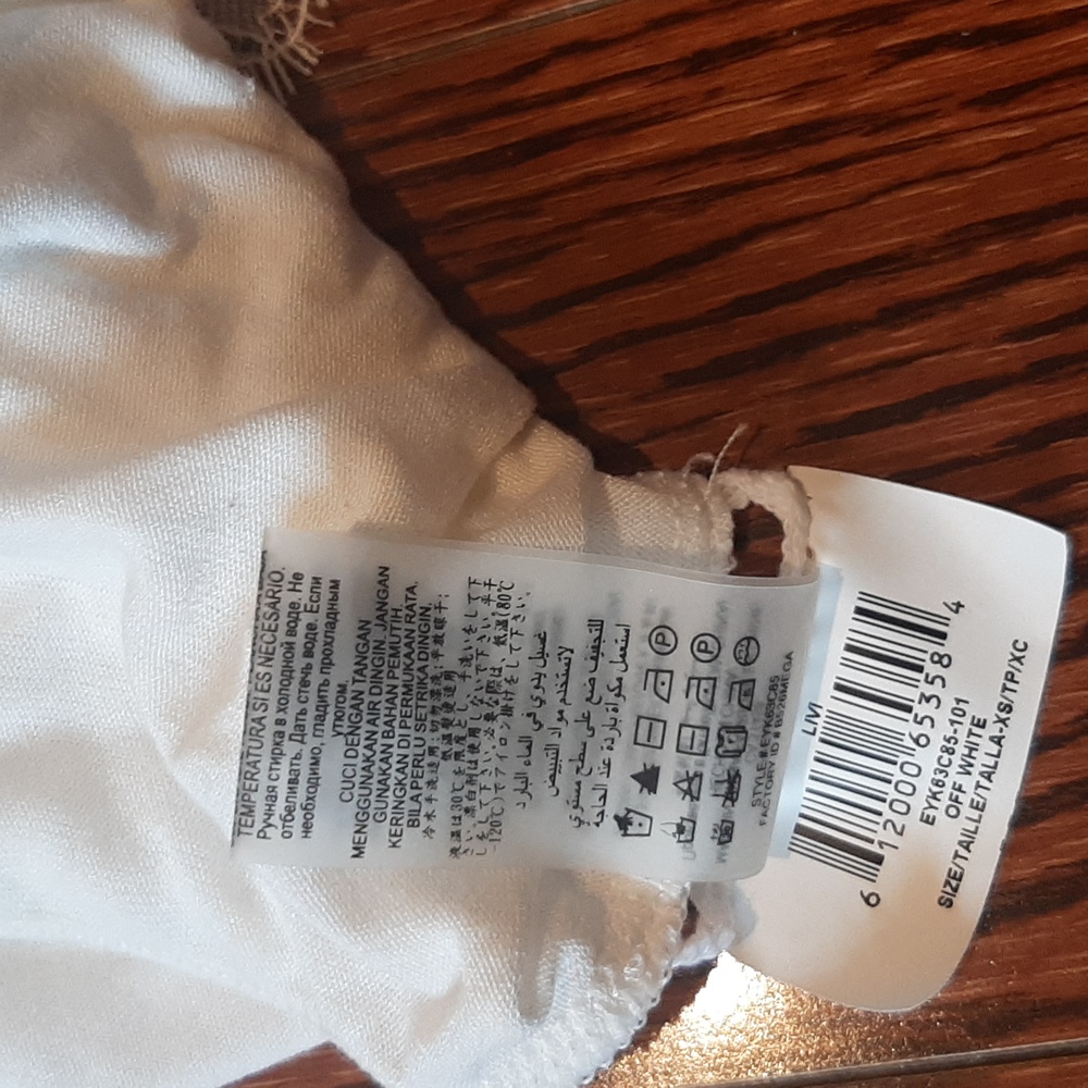 Bcbgmaxazria - Picture 4 of 6